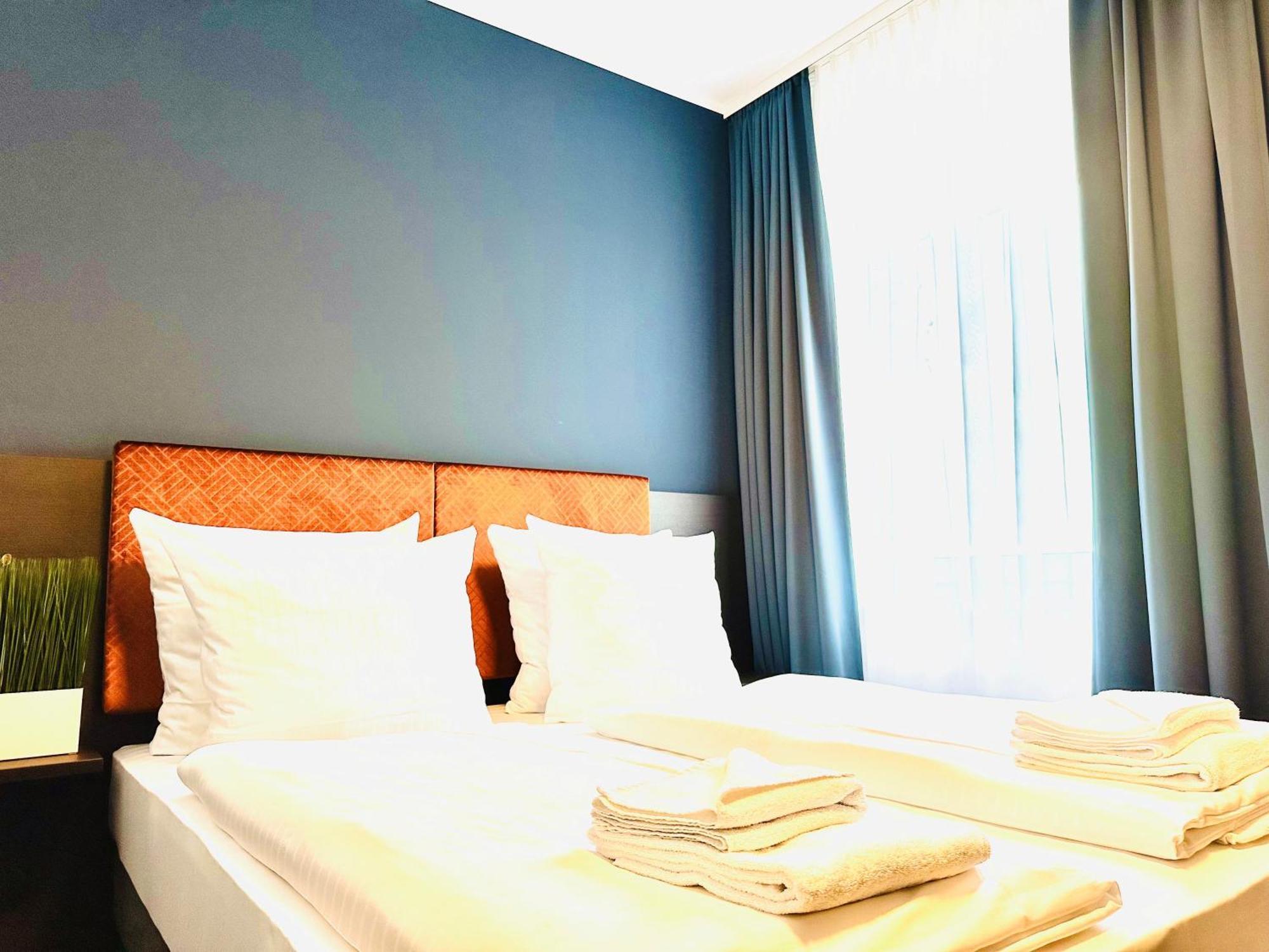 Arthotel Ambassador Wiesbaden - Free Parking Екстер'єр фото