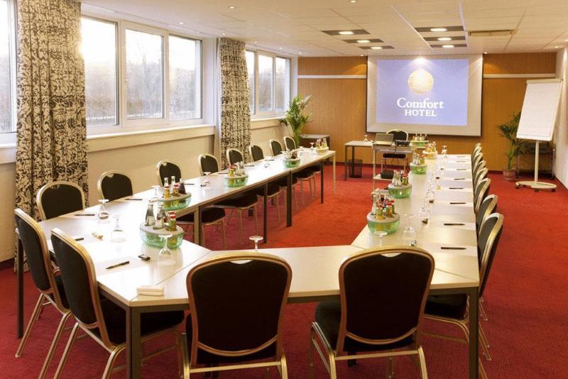 Arthotel Ambassador Wiesbaden - Free Parking Екстер'єр фото